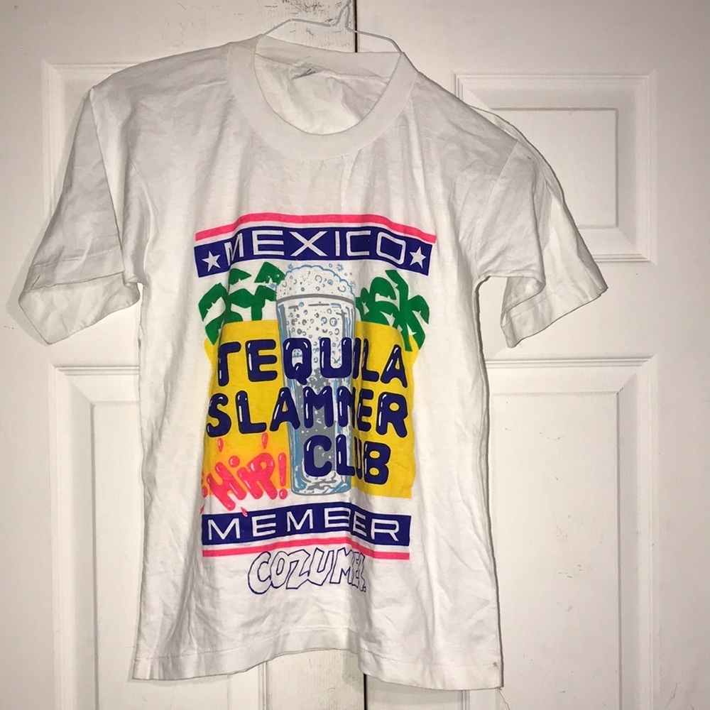 NWOT Women’s Mexico Tee
